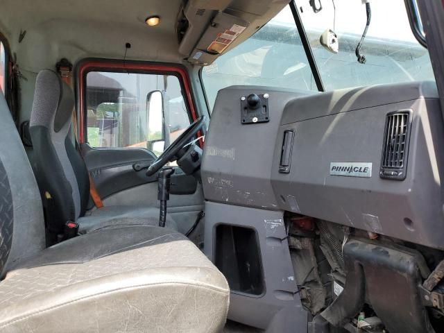 2015 Mack 600 CXU600