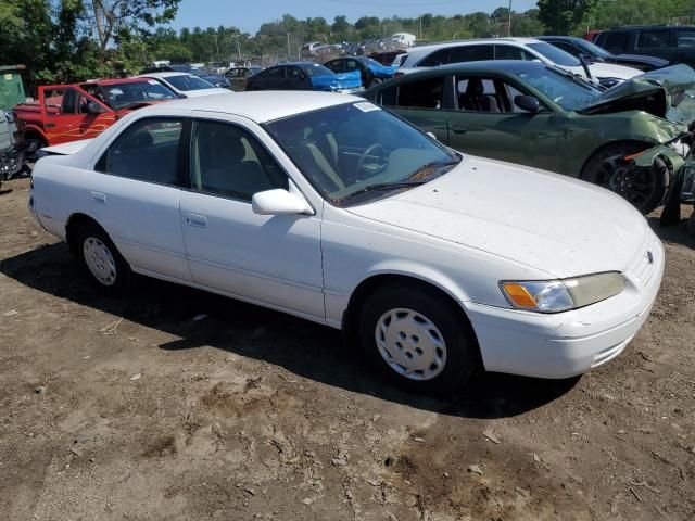 1999 Toyota Camry LE