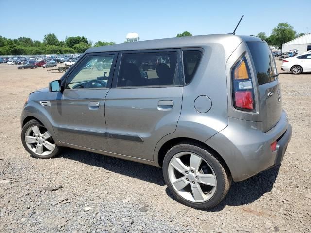 2010 KIA Soul +