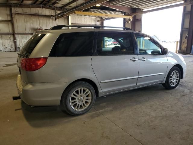 2008 Toyota Sienna XLE