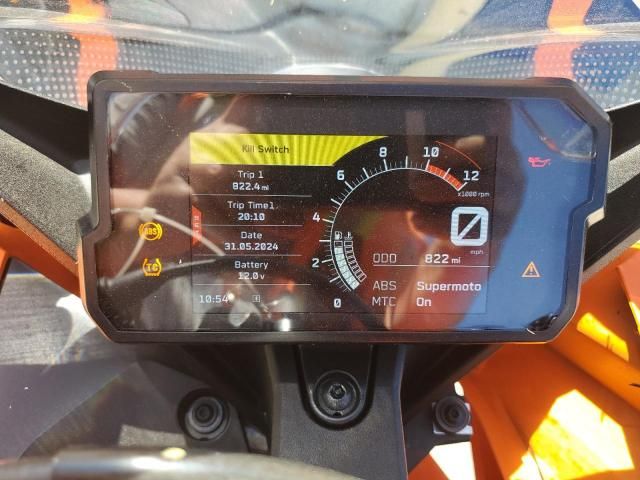 2023 KTM 390 RC