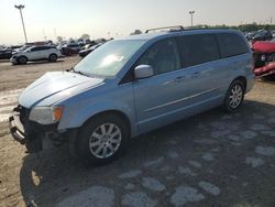 Vehiculos salvage en venta de Copart Indianapolis, IN: 2013 Chrysler Town & Country Touring