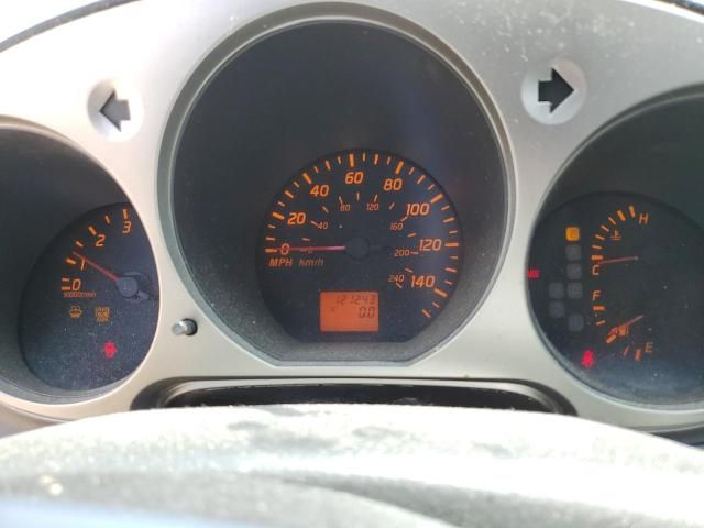 2004 Nissan Altima Base