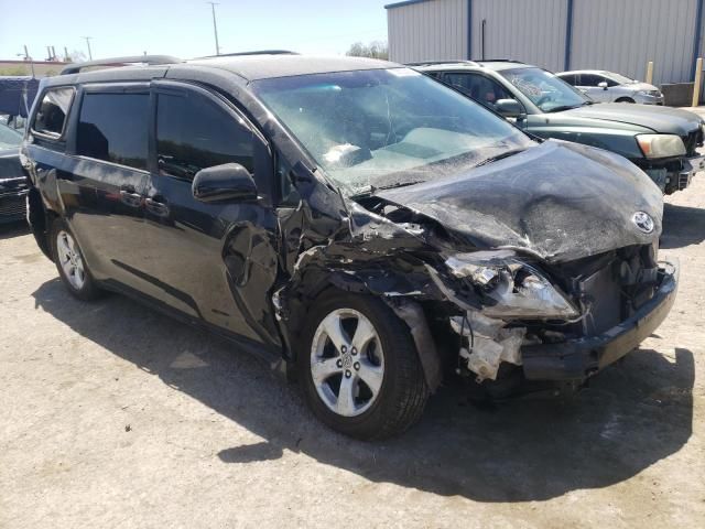 2012 Toyota Sienna LE