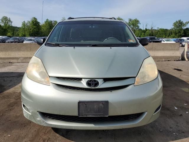 2006 Toyota Sienna CE