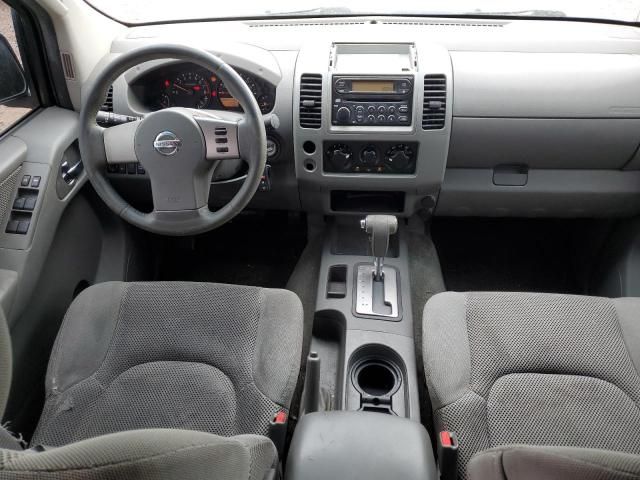 2005 Nissan Frontier Crew Cab LE