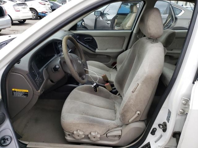 2004 Hyundai Elantra GLS