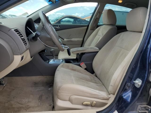 2011 Nissan Altima Base