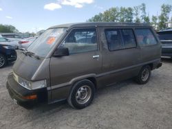 Toyota van Wagon Deluxe Vehiculos salvage en venta: 1986 Toyota Van Wagon Deluxe