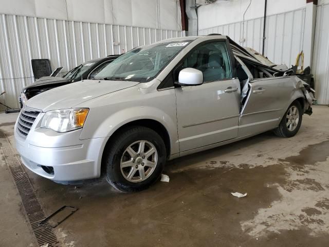 2010 Chrysler Town & Country Touring