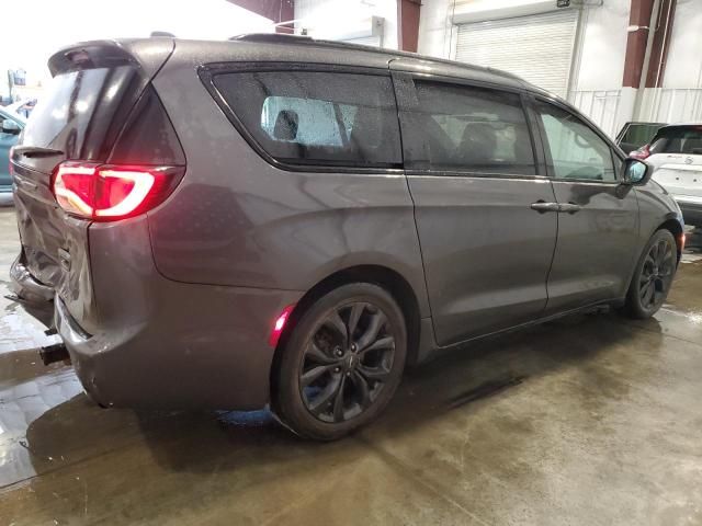 2019 Chrysler Pacifica Touring L Plus