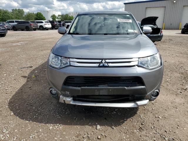 2015 Mitsubishi Outlander SE