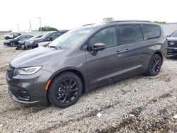 Chrysler Pacifica Touring l Vehiculos salvage en venta: 2021 Chrysler Pacifica Touring L