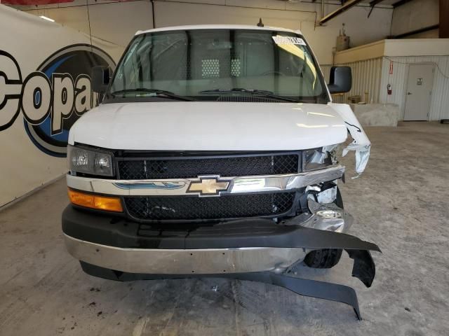 2022 Chevrolet Express G2500