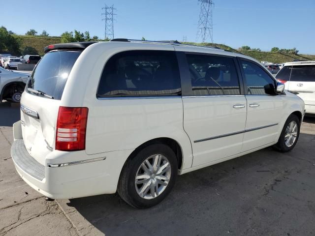 2009 Chrysler Town & Country Limited