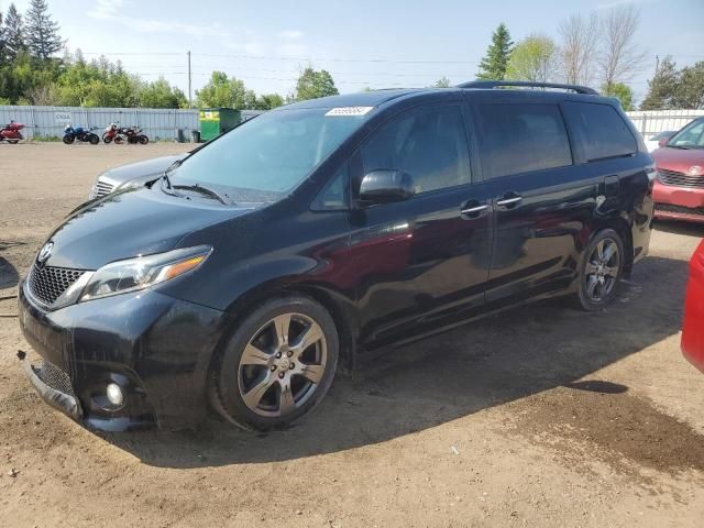 2017 Toyota Sienna SE