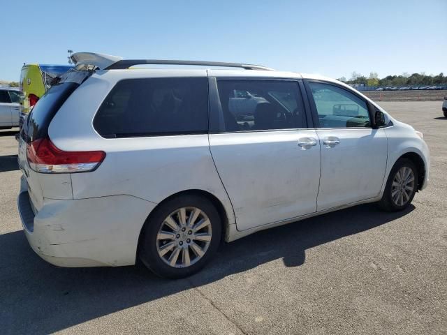 2012 Toyota Sienna XLE