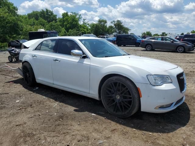 2016 Chrysler 300C