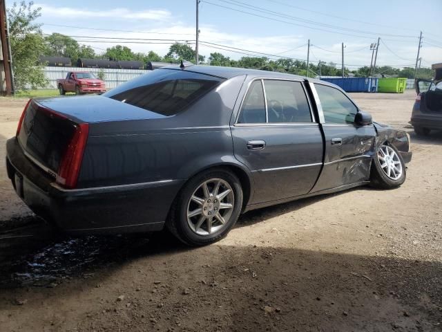 2010 Cadillac DTS Luxury Collection