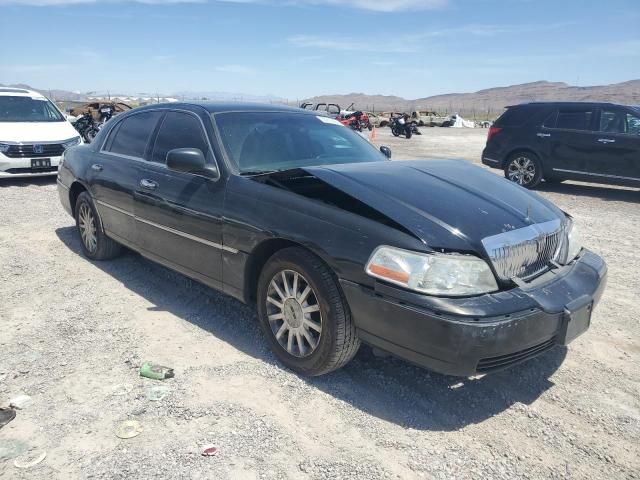 2007 Lincoln Town Car Signature