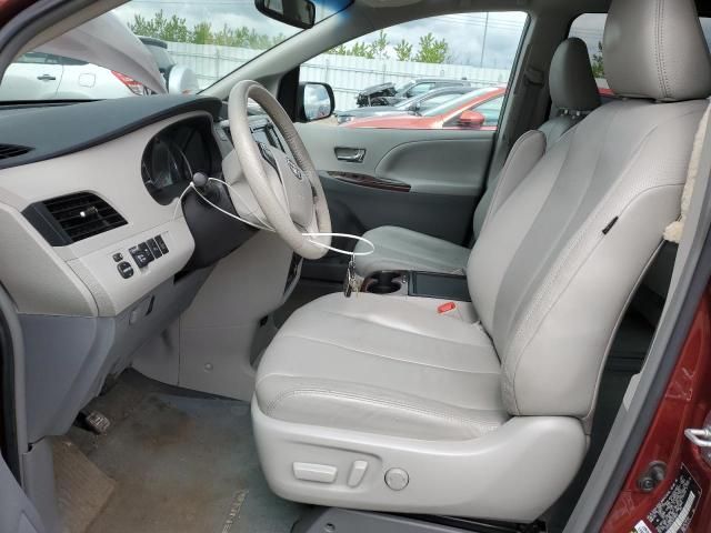 2014 Toyota Sienna XLE