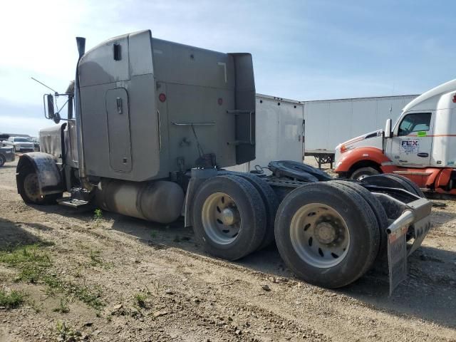 2004 Peterbilt 379