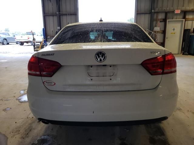 2015 Volkswagen Passat SE