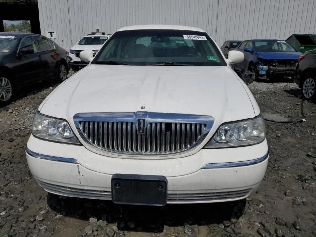 2007 Lincoln Town Car Signature