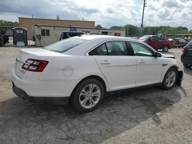 2016 Ford Taurus SEL