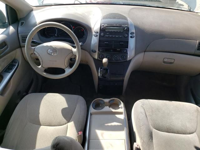 2006 Toyota Sienna CE