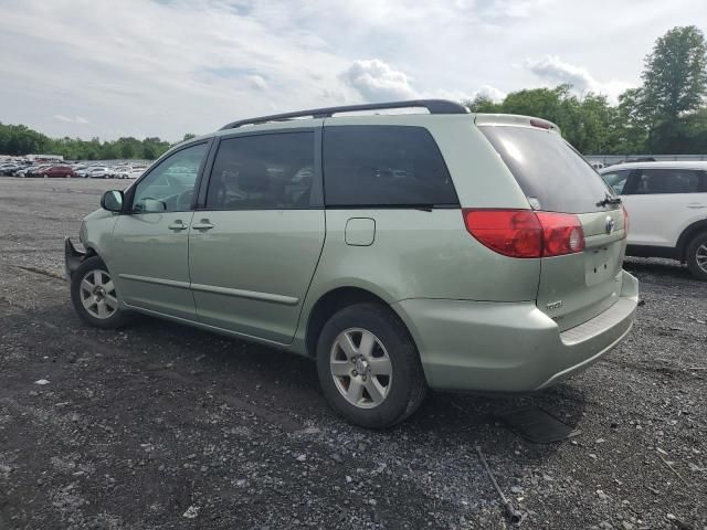 2009 Toyota Sienna CE