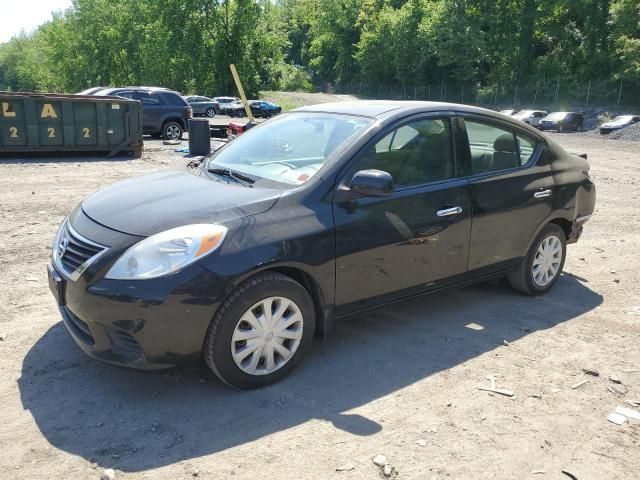 2014 Nissan Versa S