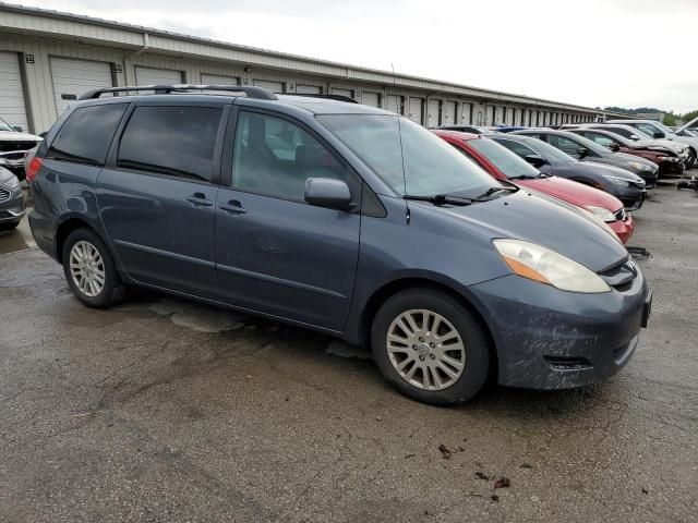 2008 Toyota Sienna XLE