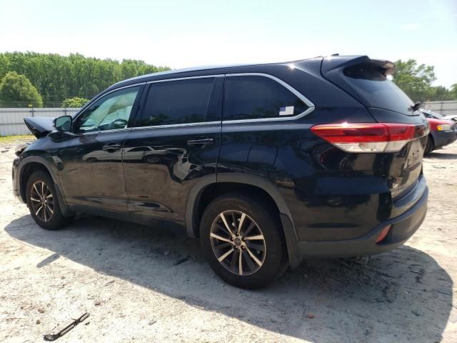 2018 Toyota Highlander SE