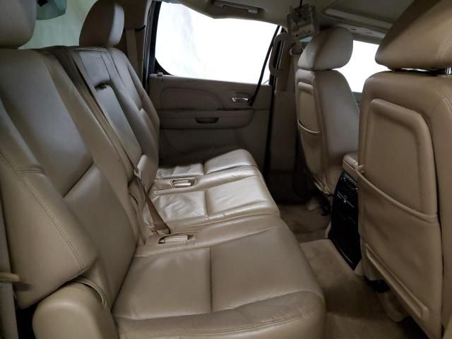 2011 Cadillac Escalade ESV Luxury