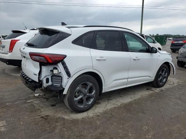 2023 Ford Escape ST Line Plus