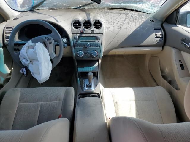 2010 Nissan Altima Base