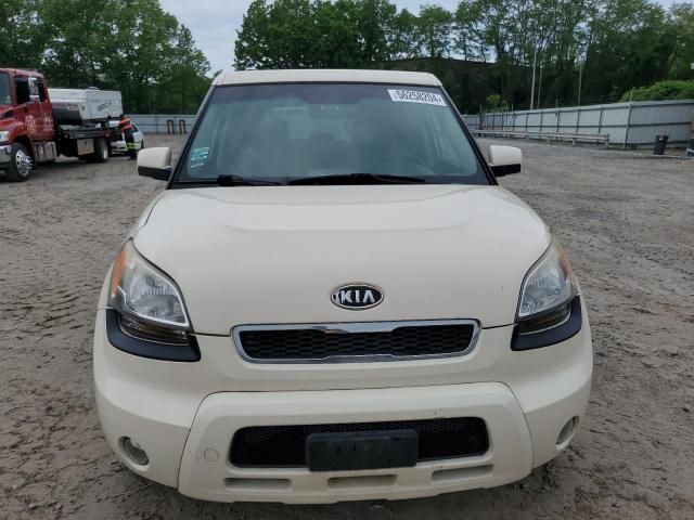 2011 KIA Soul +