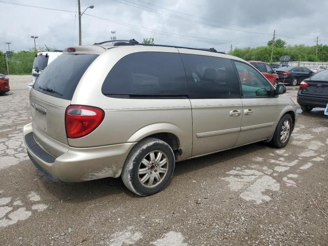 2005 Chrysler Town & Country Touring