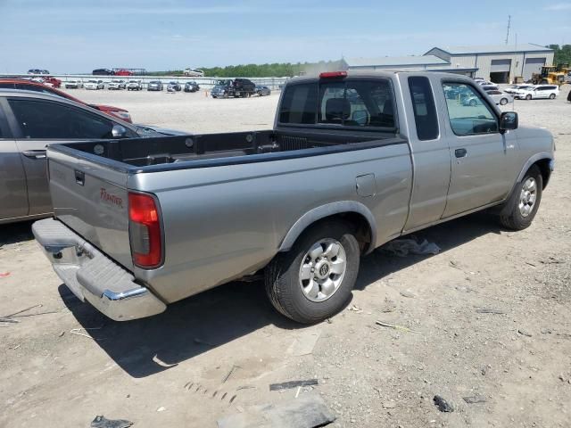 2000 Nissan Frontier King Cab XE