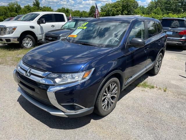 2018 Mitsubishi Outlander SE