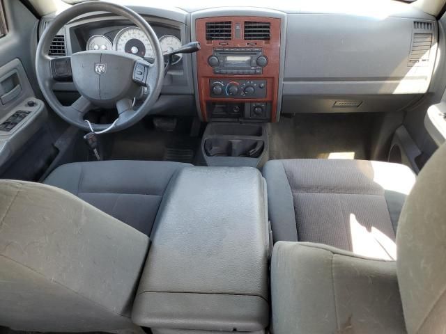 2005 Dodge Dakota Quad SLT