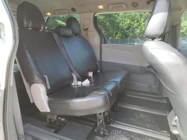 2014 Toyota Sienna