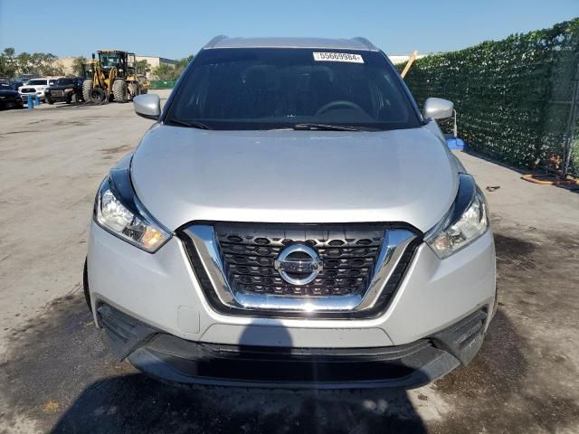 2019 Nissan Kicks S