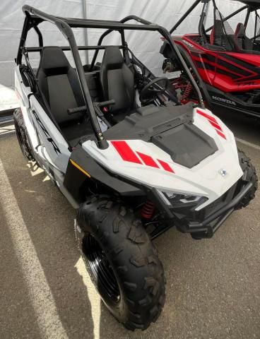 2022 Polaris RZR 200 EFI