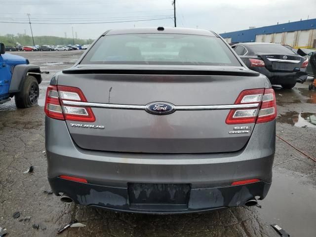 2013 Ford Taurus SEL