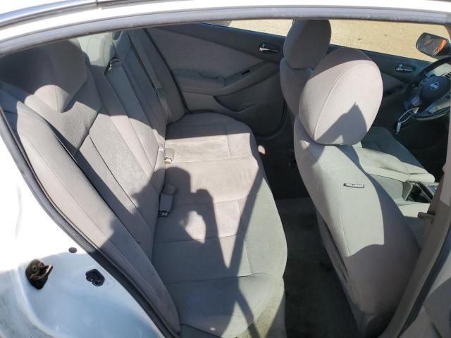 2010 Nissan Altima Base