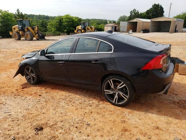 2017 Volvo S60 R Design