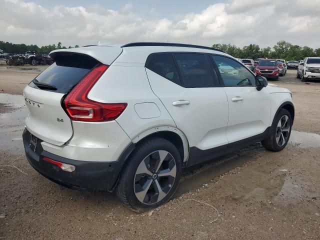 2023 Volvo XC40 Ultimate