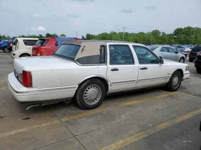 1997 Lincoln Town Car Signature